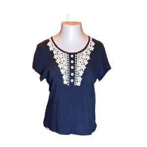 CHRISTOPHER & BANKS Navy Blue Tee
Shirt with White Lace Trim, Size L